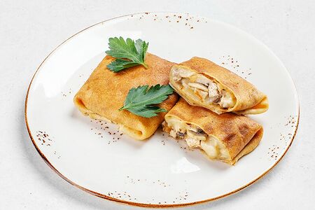 Блины с курицей и грибами