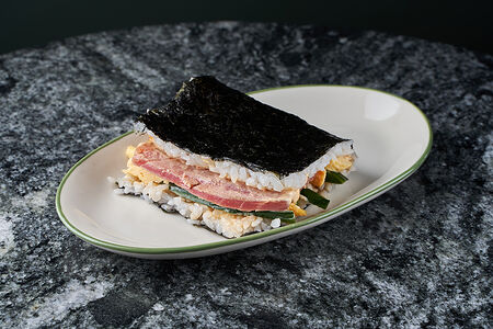 Окинавский сэндвич с тунцом