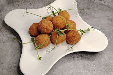 Шарики с сыром моцарелла