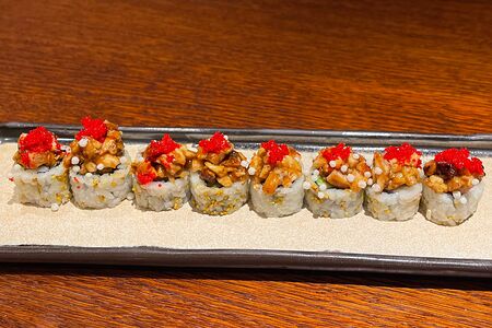 Угорь-авокадо-тобико