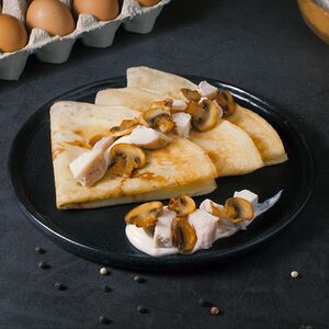 Блины с курицей и грибами