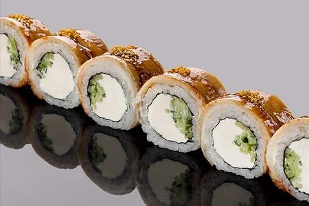 Ролл филадельфия с копчёным угрем