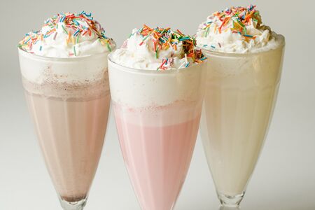 Ванильный молочный коктейль