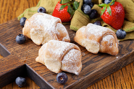 Рогалики с грецким орехами