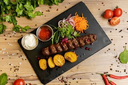 Люля-кебаб говядина-баранина в лаваше