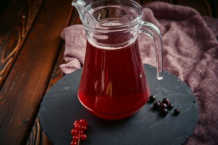 Домашний морс из смородины 1/2