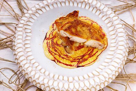 Бедро, фуа-гра и вешенки