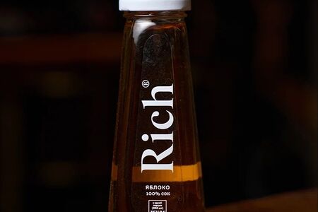 Rich Яблоко