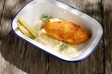 Котлеты по-киевски с картофельным пюре