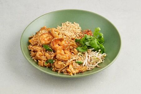 Пад тай с морепродуктами 