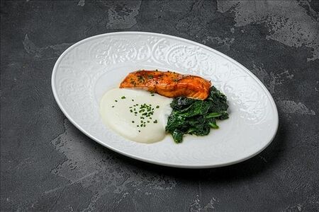 Форель мурманская с соусом из ржаного сусла