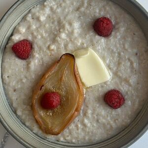 Овсяная каша с грушей