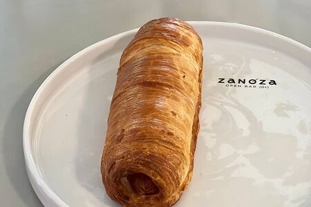 Куриная сосиска в тесте