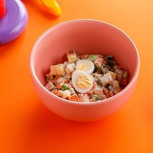 Детский салат Оливье с курой