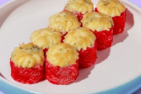 Запеченный ролл Блю чиз