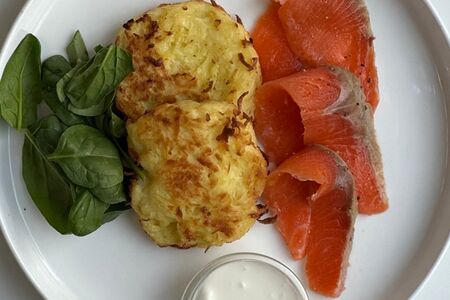 Драники с лососем