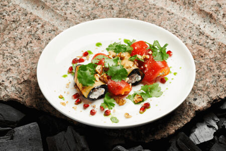 Овощные рулетики с нежной орехово-сливочной начинкой