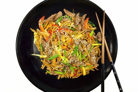 Вок Лапша с говядиной