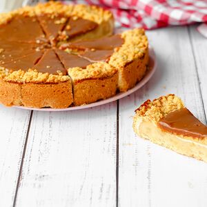 Яблочный пирог с карамелью