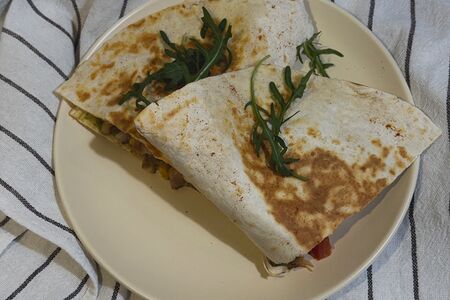 Кесадилья с курицей