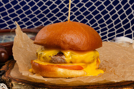 Бургер Сырная метка