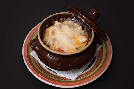 Жаркое в горшочке