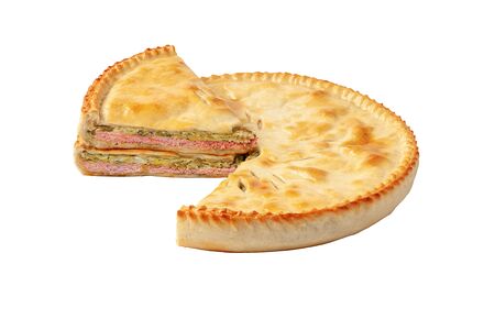 Фирменный пирог с сёмгой и луком-пореем