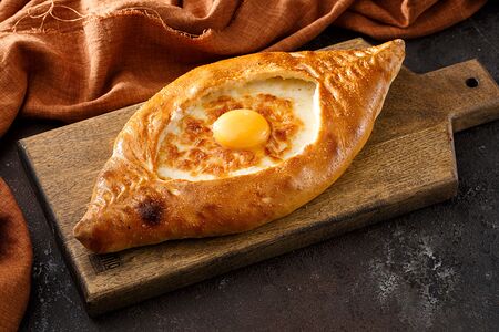 Хачапури по-аджарски