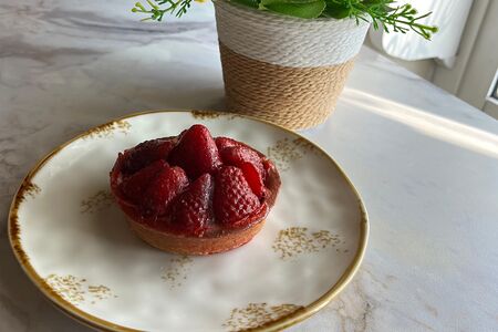 Клубничная тарталетка