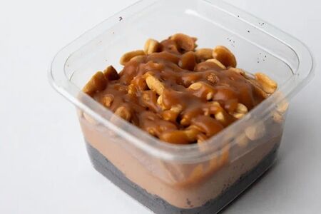 Пирожное Сникерс