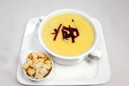 Сырный суп с копчёностями