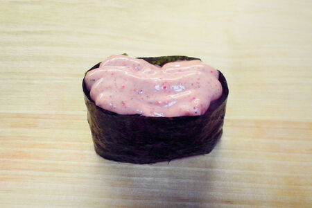 Спайси гункан с крабом