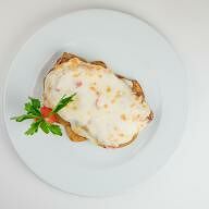 Мясо под сыром Карне франчезе