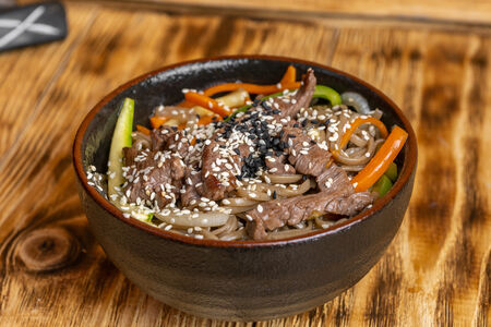 Соба с говядиной