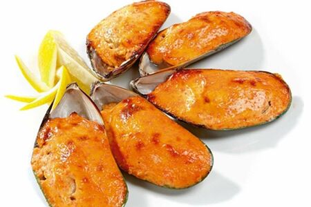 Мидии запеченные в сырном соусе