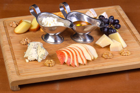 Сырная тарелка