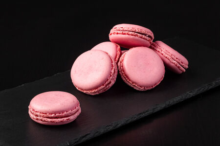 Макарун Клубника