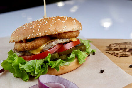 Бургер куриный Свит Чили