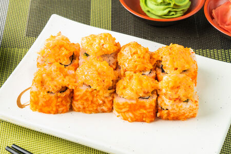 Запеченный ролл Сафари