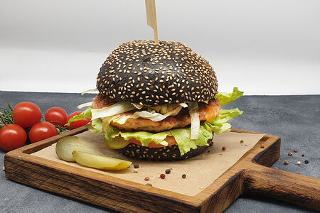 Бургер Черный с курицей