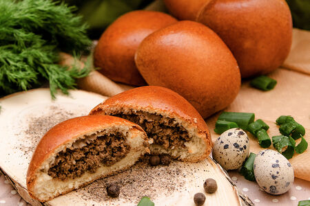 Пирожок с мясом