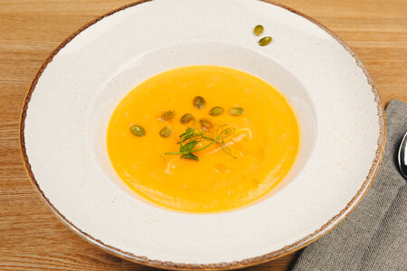 Суп-крем из запеченной тыквы