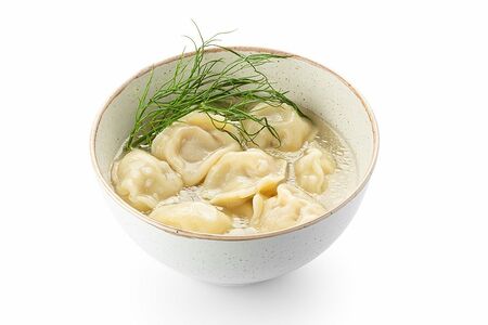 Пельмени с говядиной и зеленью