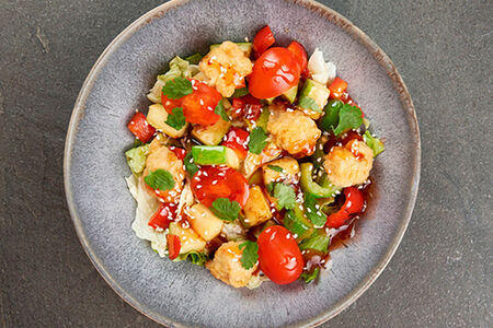 Салат Чикен-чикен