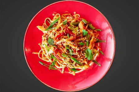 Вок с курицей