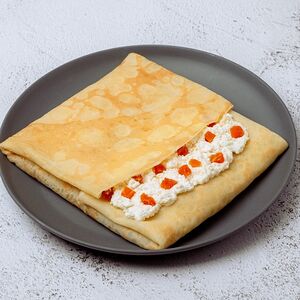 Блин с творогом и курагой