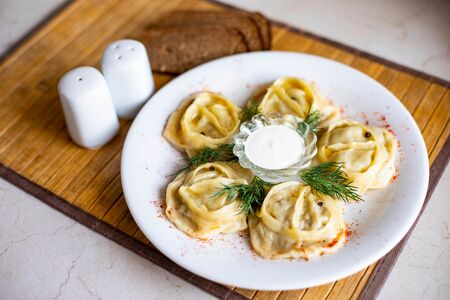 Манты с говядиной