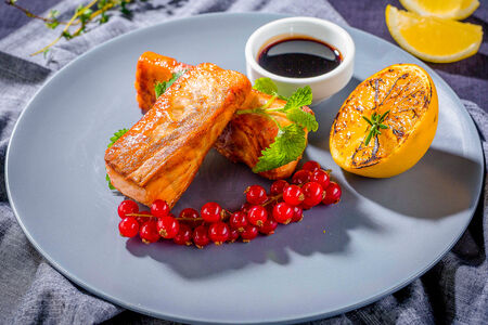 Семга жареная