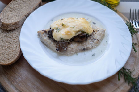 Грудка куриная с грибами