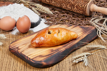 Пирожок с капустой